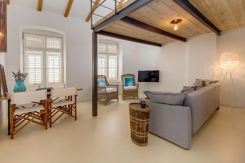 Apartments Argemonia Mali Losinj