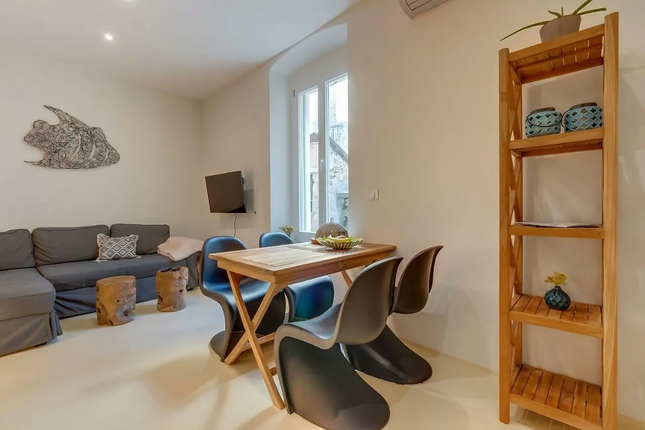Apartments Argemonia Mali Losinj